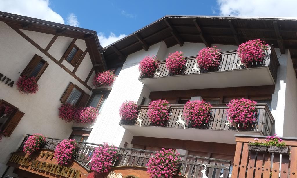 Hotel Margherita San Martino Di Castrozza Ngoại thất bức ảnh